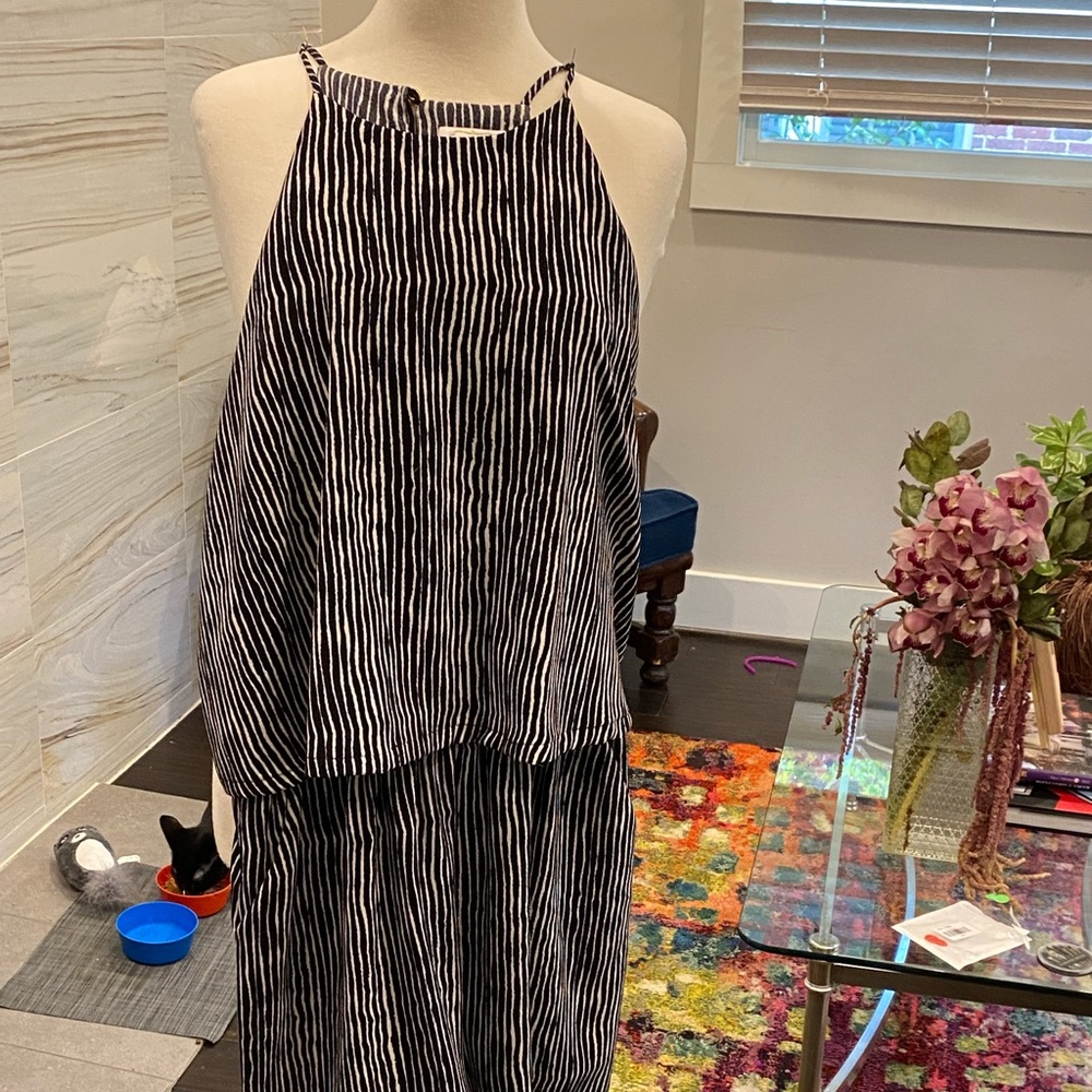 Like new (without any stains/defects) mud pie romper Purchased at Ritz Carlton.